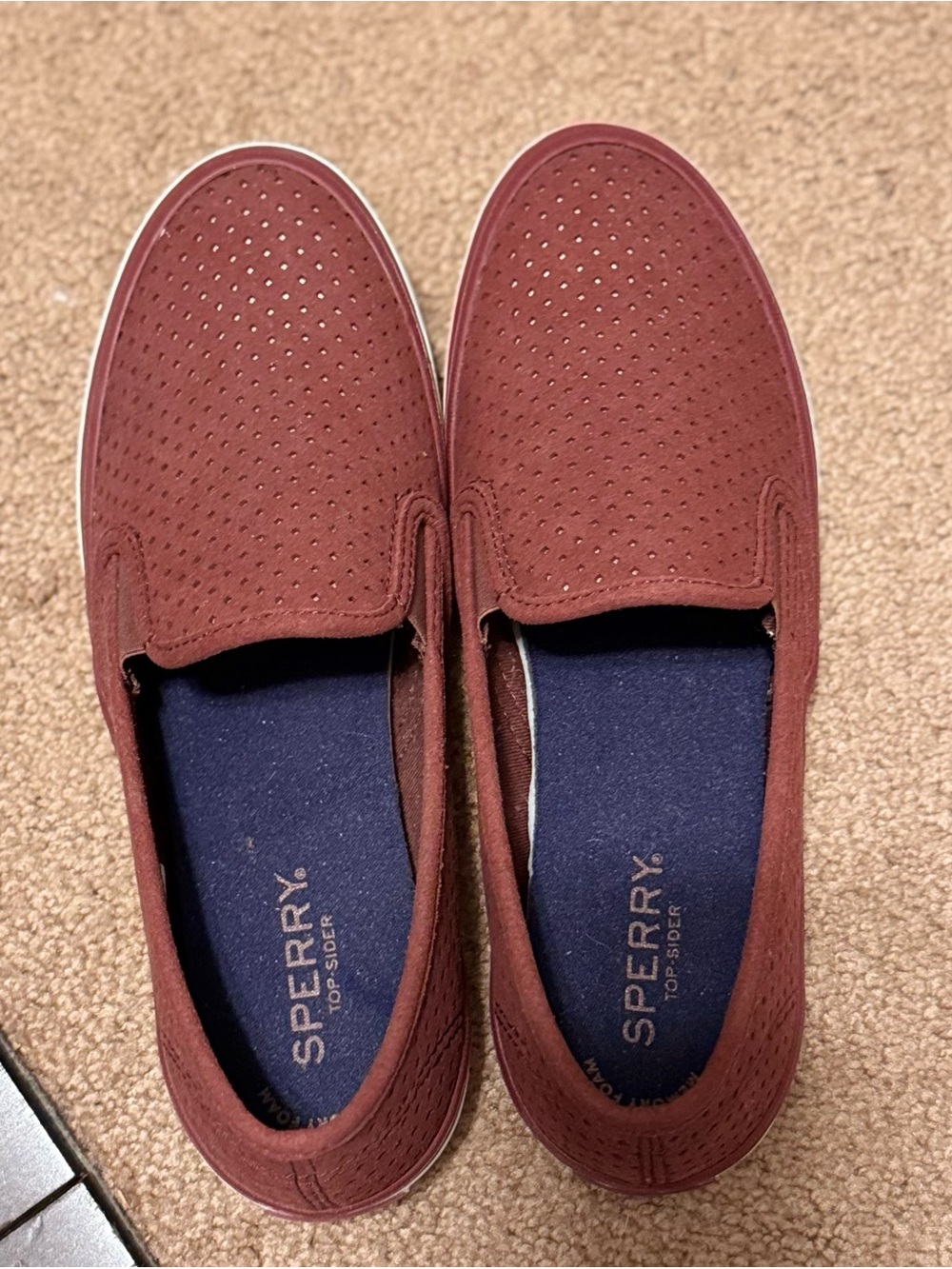 New Sperry Crest Vibe Burgundy Perforated Slip On Sneakers STS84043 Womens 7.5